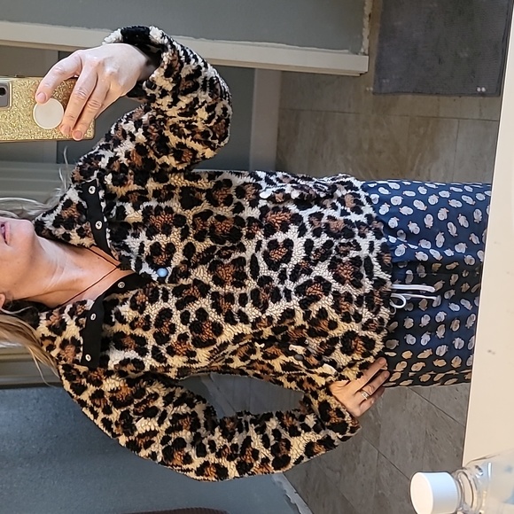 STUNNING J CREW VINTAGE SNAP COLLAR FLEECE SHERPA leopard print polartecPULLOVER - Picture 10 of 11